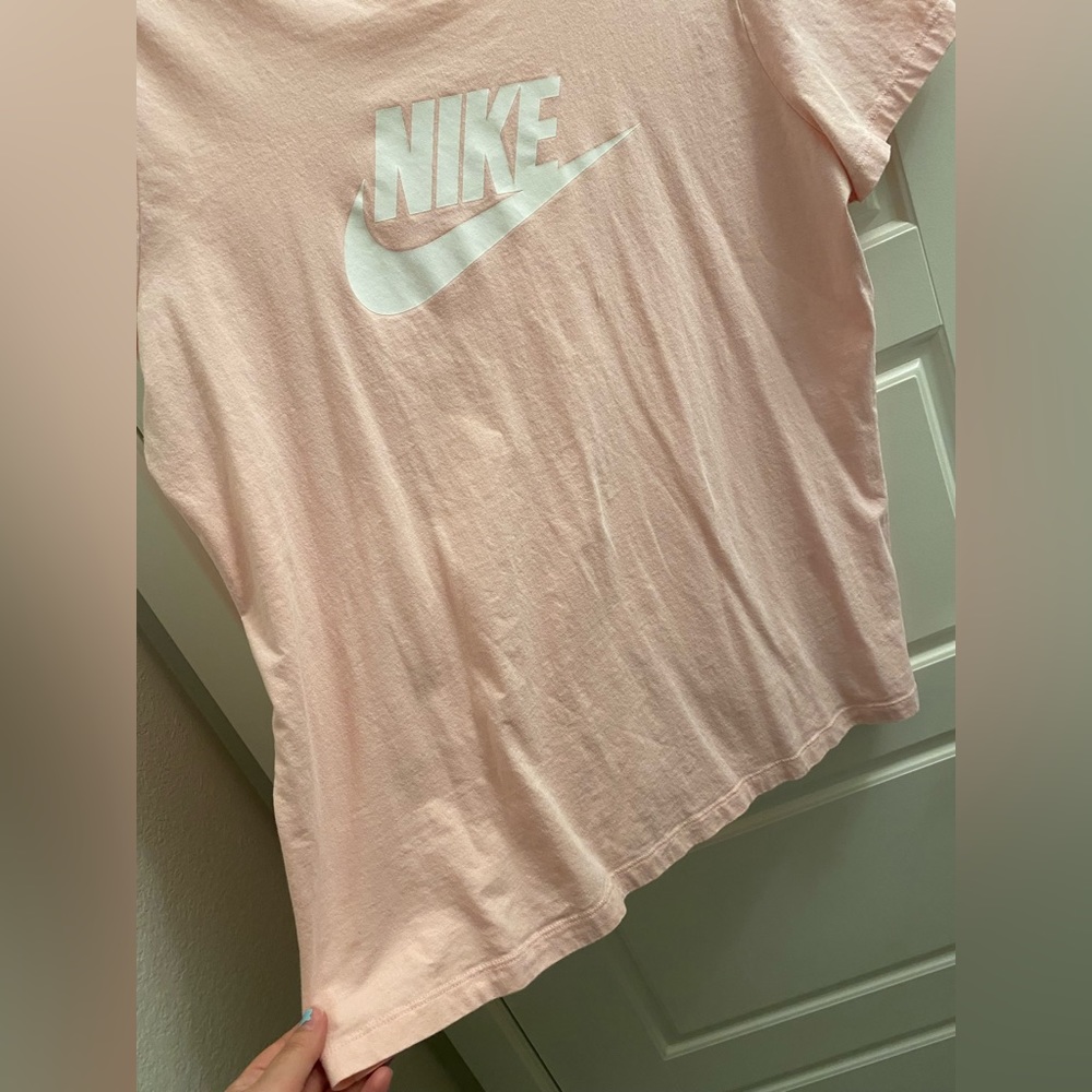 Nike T - Picture 2 of 4